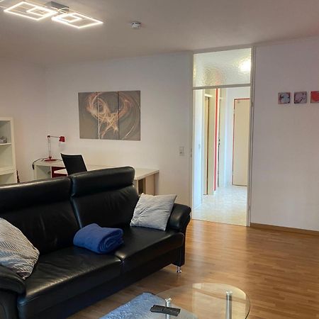 Zwei Zimmer Appartment Mit Balkon Und Stellplatz Voll Moebliert Trier Bagian luar foto